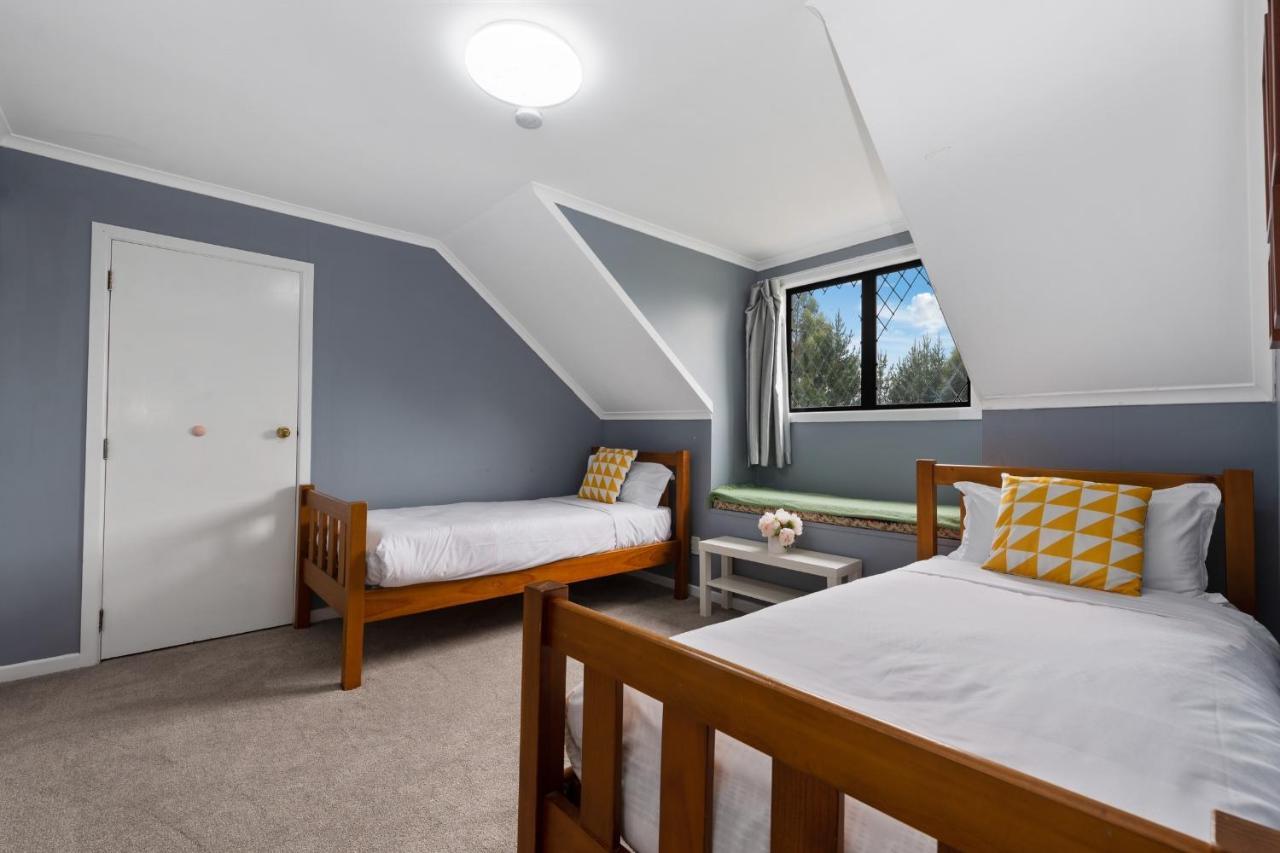 Skyline Mountain View Lodge Up To 16 People ロトルア エクステリア 写真